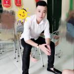 Ngô Quang  ở ,  - Là người khá vui vẻ rất chung 