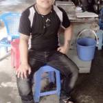 Dinh Ngọc  ở ,  - Thích ca hát đi chùa dfi du li