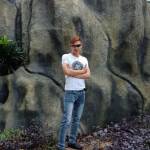 Phan Thê Nhân - tim ban trai da ly hon qua so dien thoai