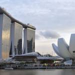  Min ở ,  - Vui ve, hoa dong.....