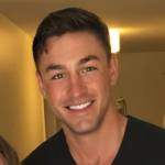  Tony Nguy ở Ba Đình, Hà Nội - Mình cao 1m80, 75kg, 26 tuổi, 