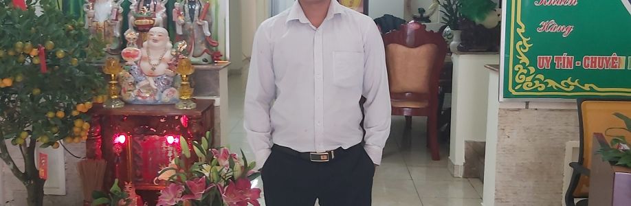 Nguyễn Chí Thành Cover Image