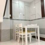 Tuấn ở Quận 5, TP Hồ Chí Minh - Cao 1m78 68kg cu to. Tìm chị g