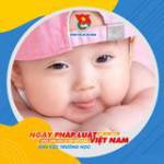 Hoàng Uyên ở ,  - 