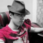 hoàng quốc ở Bảo Lộc, Lâm Đồng - thích ca hát chụp hình tập gym