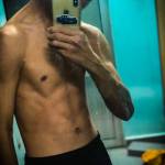 Quân đang tìm bạn hẹn hò qua mạng