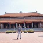 Van thiện trên ứng dụng Tìm bạn bốn phương