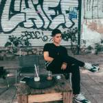 thế anh ở Cầu Giấy, Hà Nội - lạnh lùng vui tính