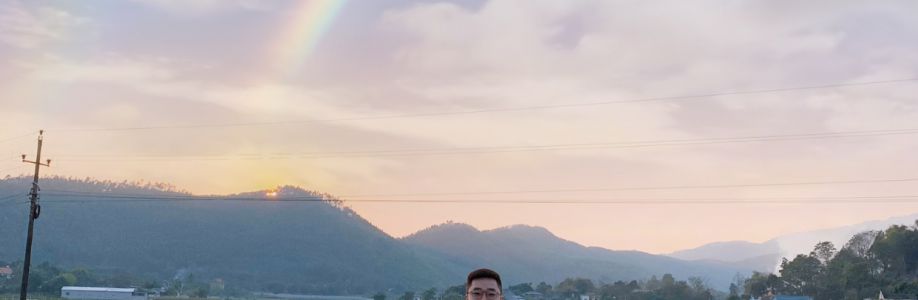 Hoàng Tuấn Cover Image