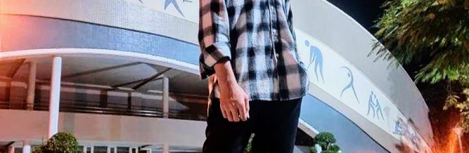 Danh Nguyễn Thành Cover Image