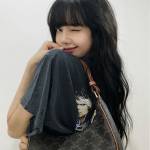 Loyosarahae tim ban les fem qua so dien thoai