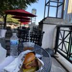 Binh ở Quận 1, TP Hồ Chí Minh - Mot nguoi dep trai nghiem tuc