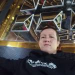 tâm sự với người lạ tên Dương Gip Tsân