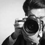 Huỳnh Đức tìm nữ FwB trên mạng