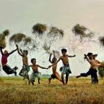 Vo danh - tim ban trai da ly hon qua so dien thoai