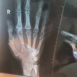 Phạm Chưởng - tim ban trai da ly hon qua so dien thoai