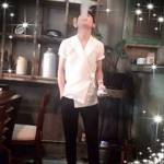 Thiện đang tìm bạn hẹn hò qua mạng