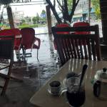 Nhut đang tìm bạn hẹn hò qua mạng