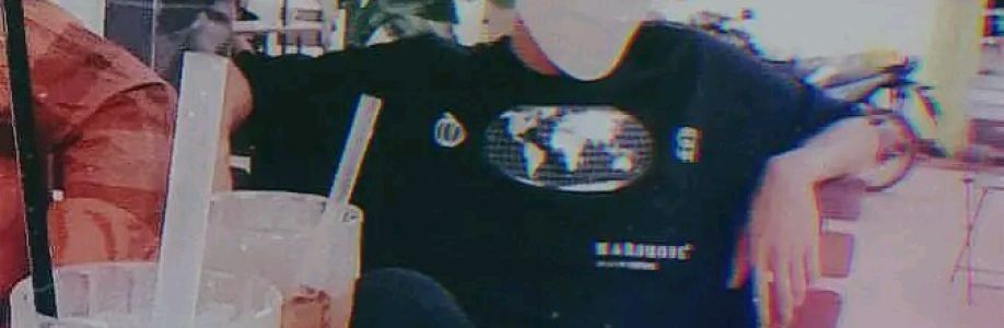 Nguyễn Tuấn Cover Image