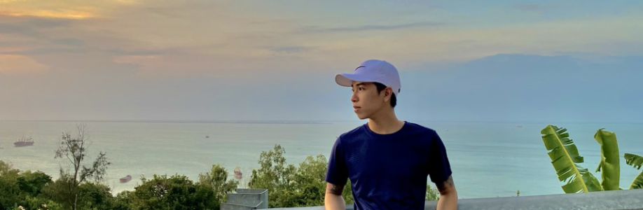 Trần Quang Huy Cover Image