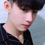 Phạm Tuấn  ở Đông Anh, Hà Nội - muốn làm quyen tất cả bạn bè b