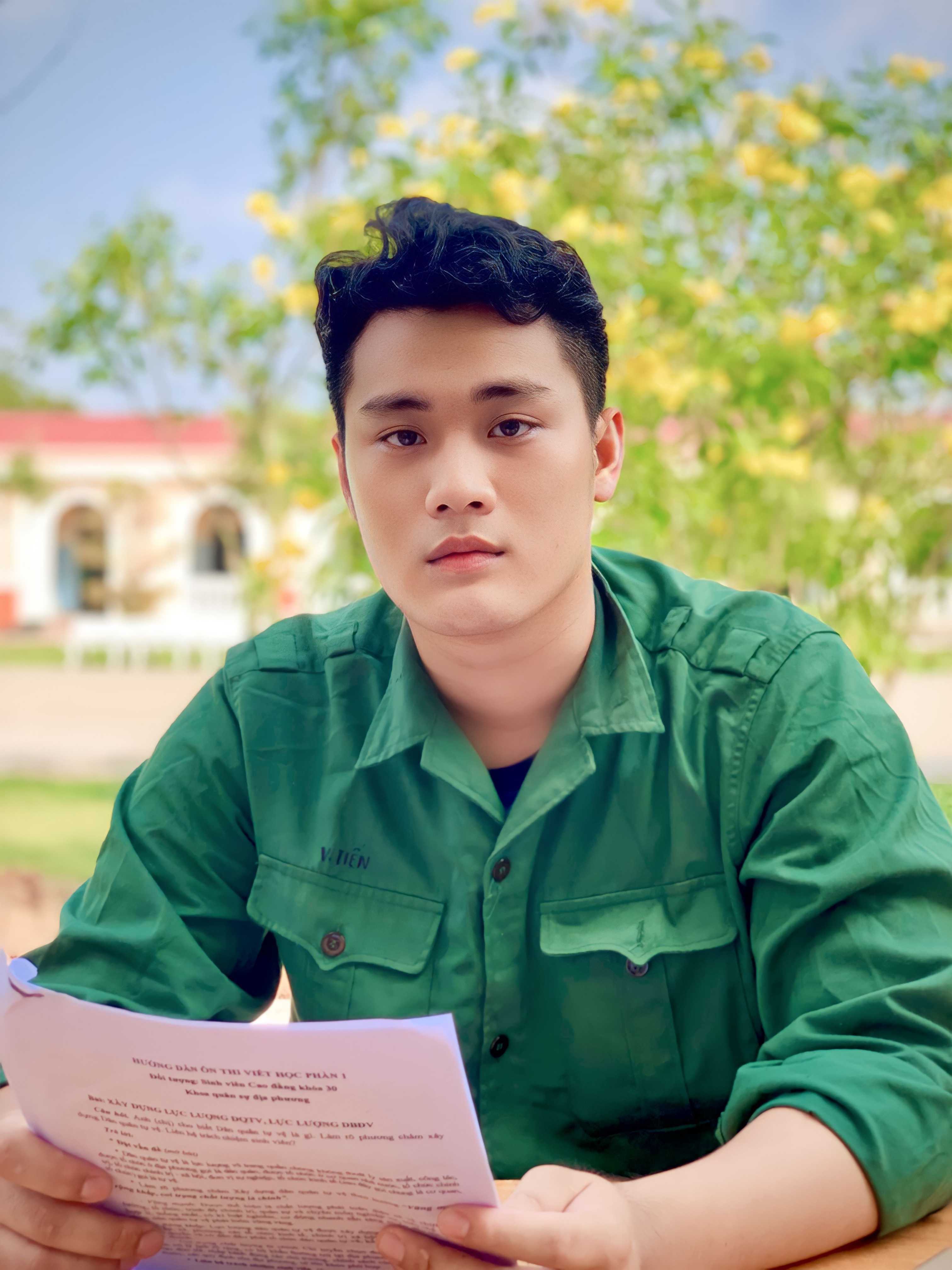 Viettienn (Nam)  -  tại  