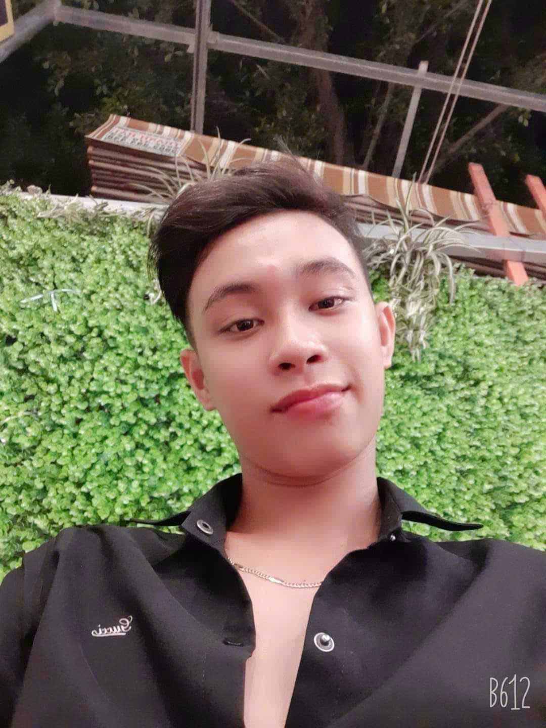 Nhokgom23 (Nam) Đang có gia đình - Tìm bạn tâm sự tại Tân Uyên Bình Dương