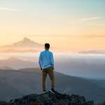 Dương tìm nữ FwB trên mạng