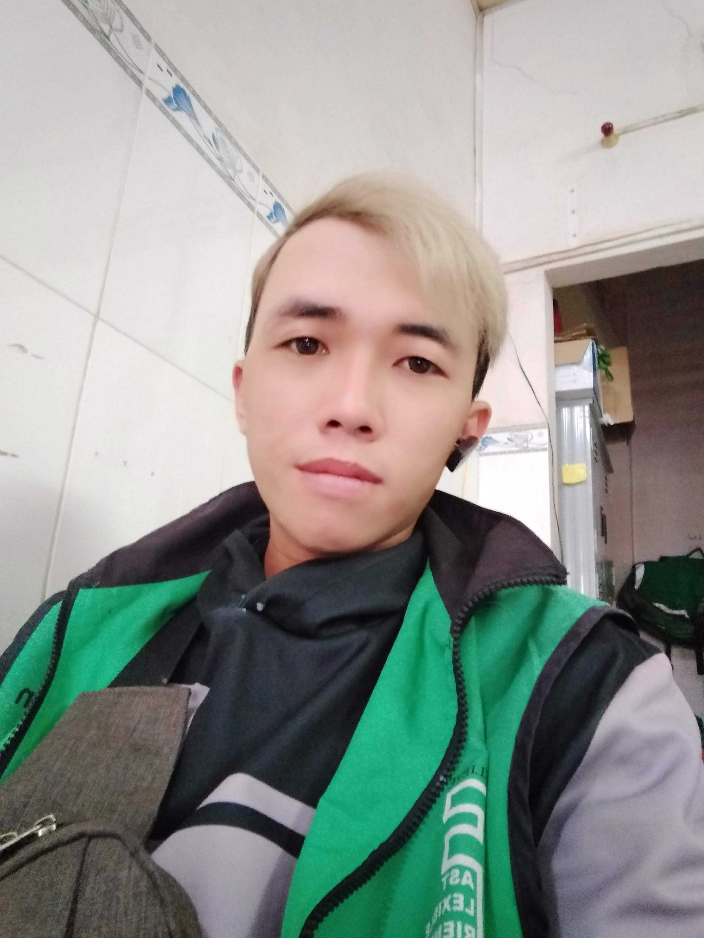 Kết bạn hẹn hò ở Trà Vinh có hình ảnh với Minh