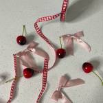 Vũ Thuỳ Li ở Lục Nam, Bắc Giang - yêu màu vàng, tìm người đàng h