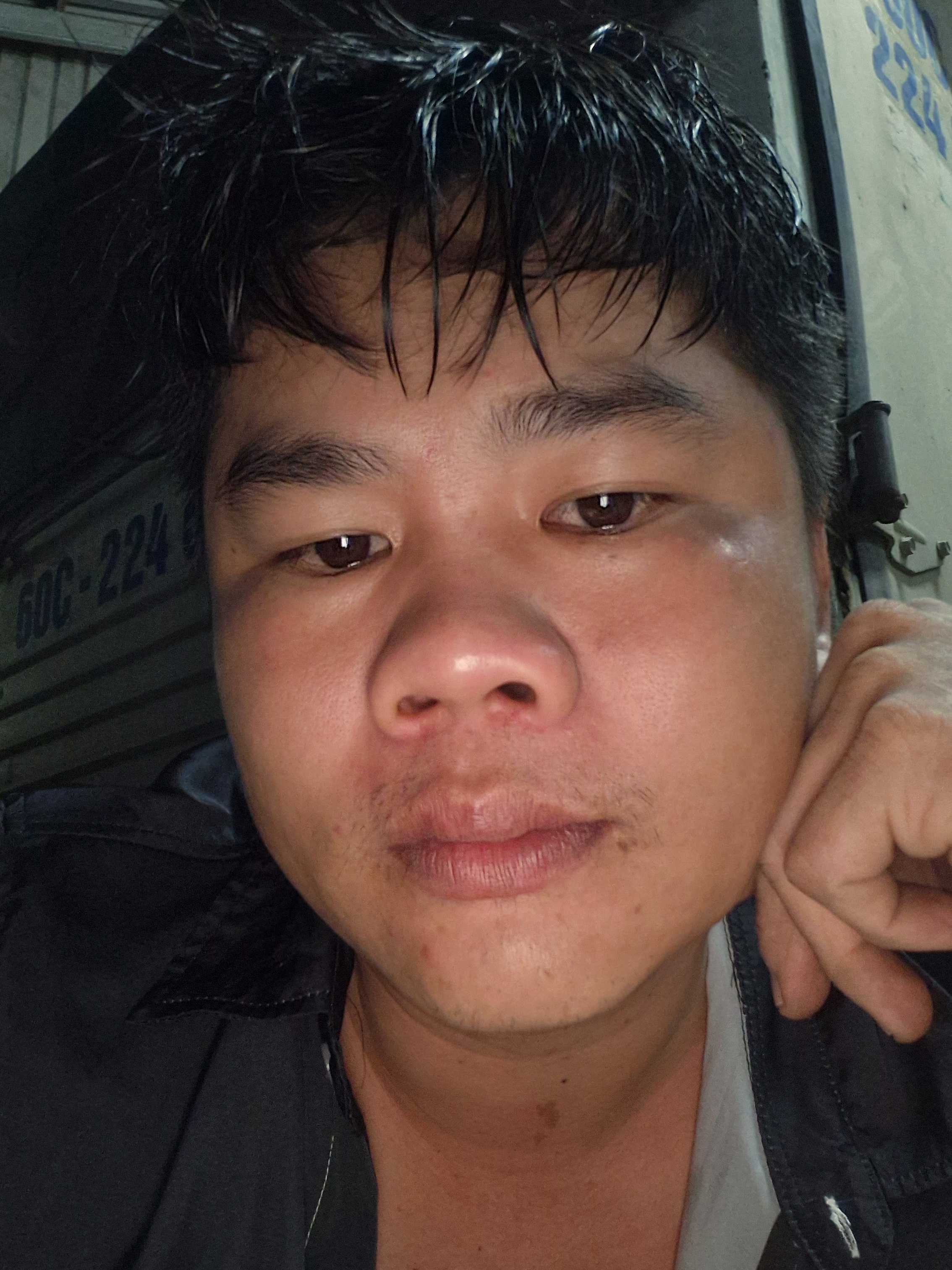 Haivo89 (Nam)  -  tại  