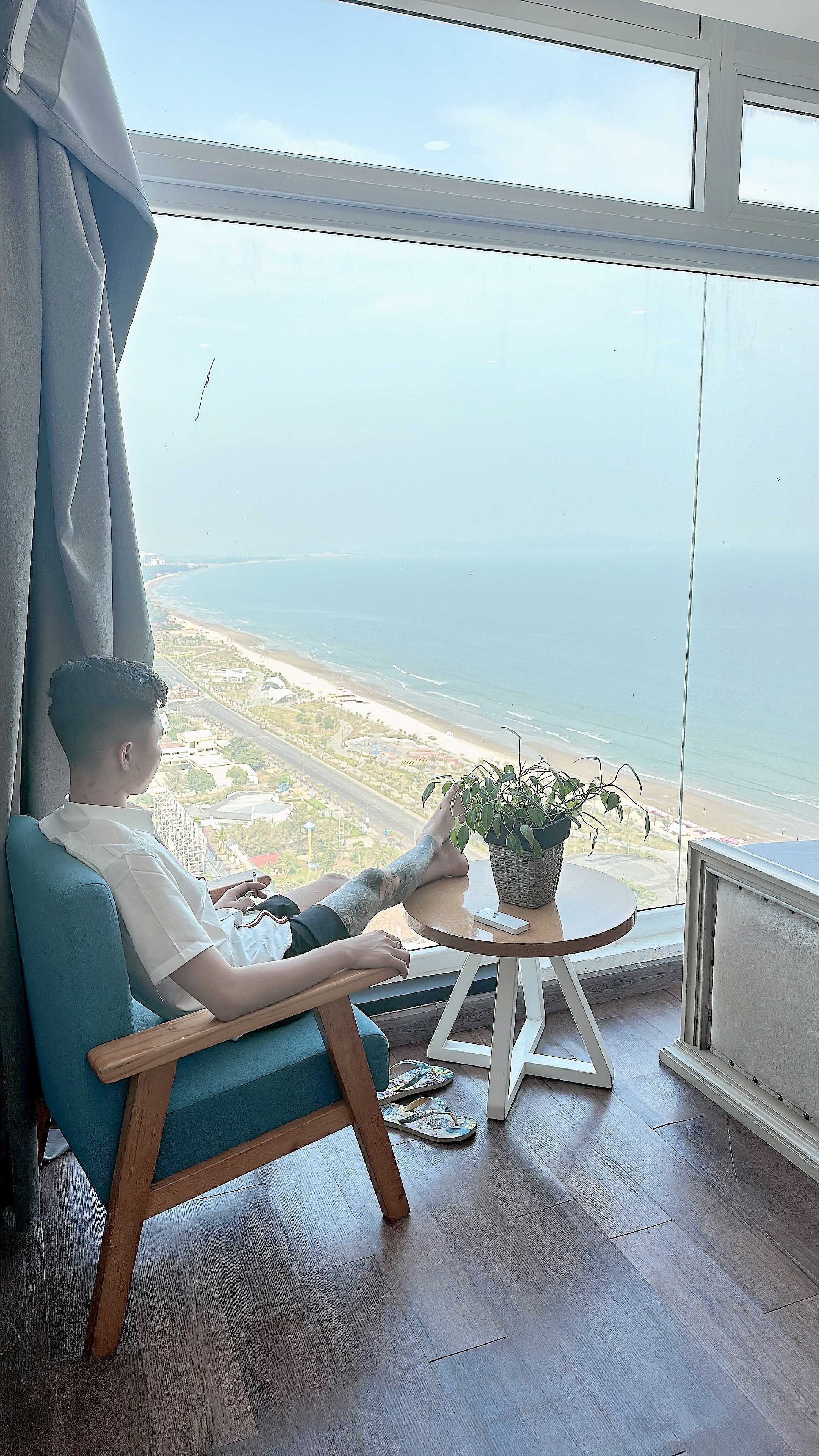 kienhao (Nam)  -  tại  