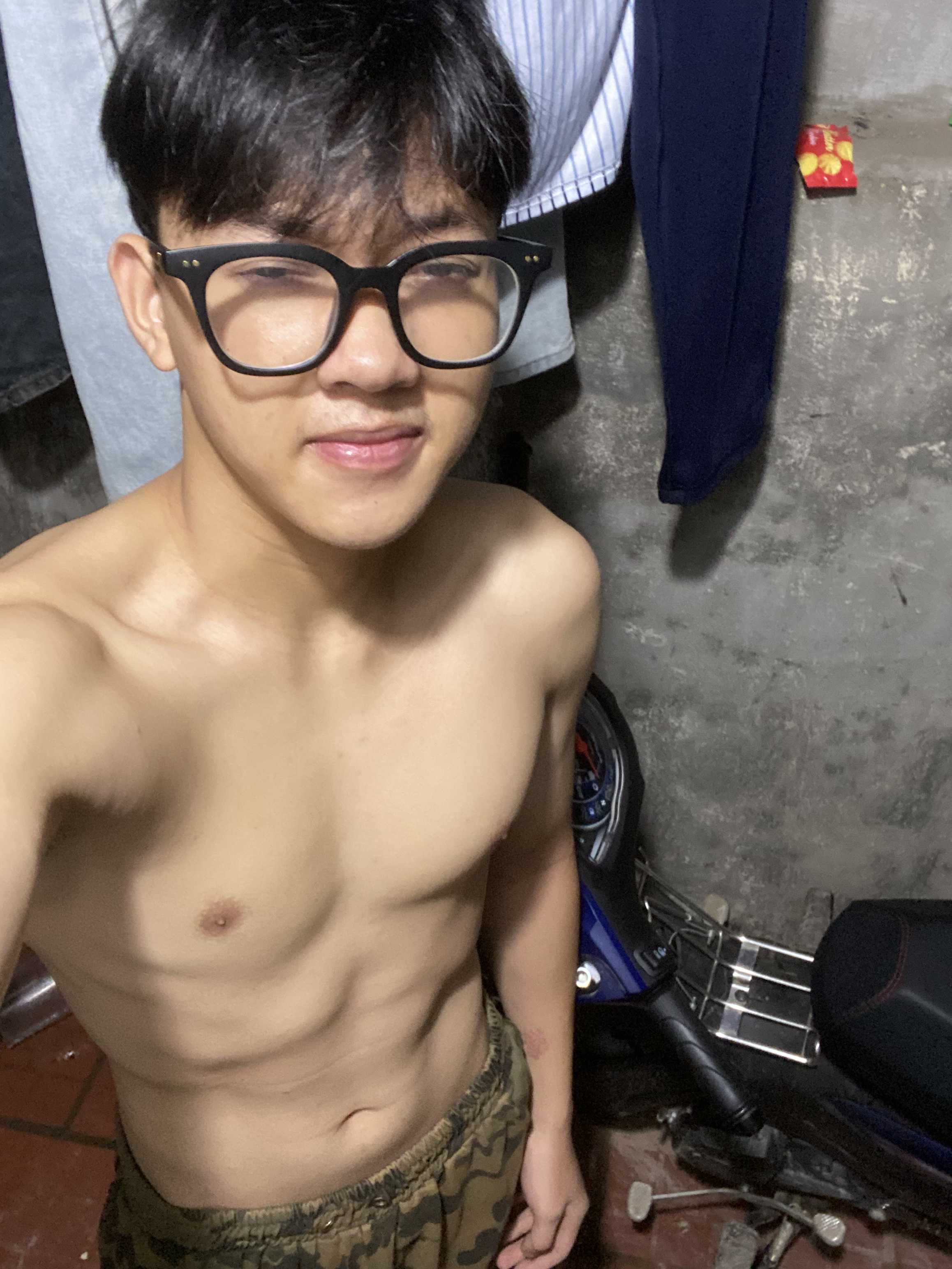 Viet (Nam) Độc thân - Tìm FWB ONS tại Nam Từ Liêm Hà Nội