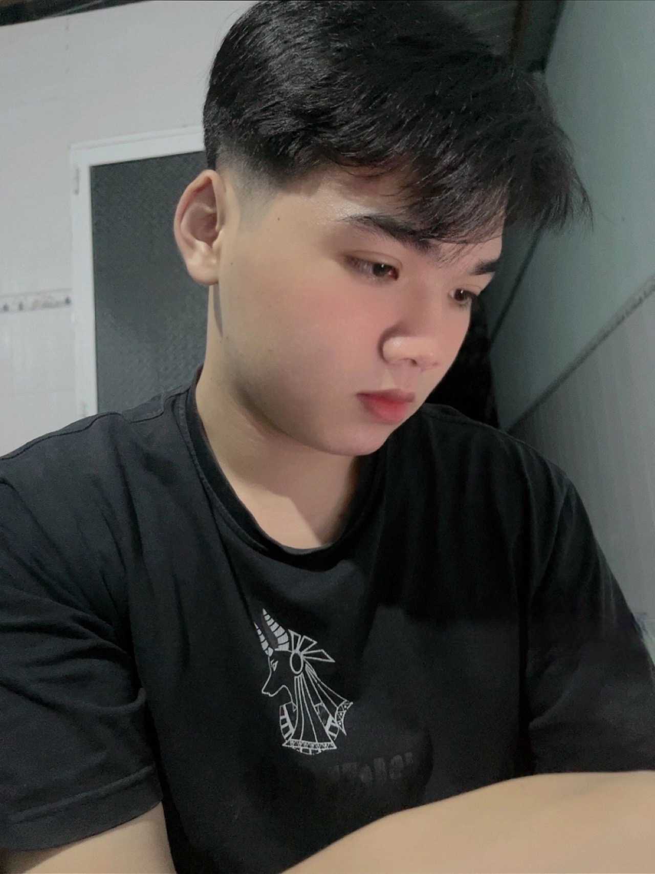Hữu Vi h (Nam) Độc thân - Kết bạn hẹn hò tại Mỹ Tho Tiền Giang